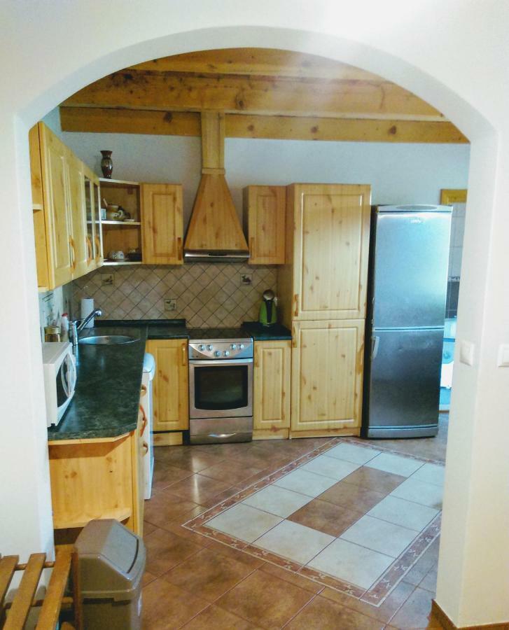 Apartman Pod Kalvariou - Rodinny Dom Banská Štiavnica Eksteriør bilde